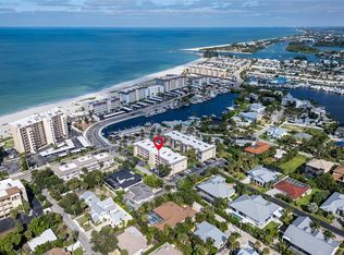 995 LAGUNA DRIVE #305, VENICE, FL 34285