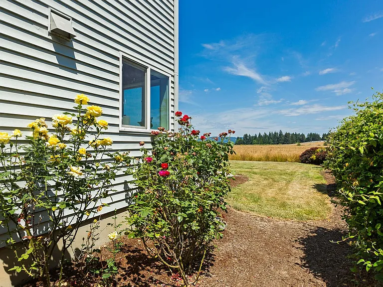 753 SE Boysen Ln — Photo 25