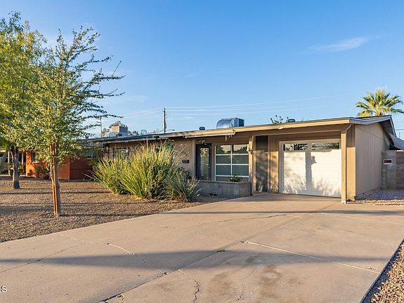 3rd image of 1008 W AMELIA Avenue