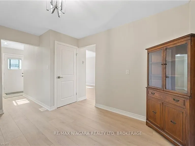 6344 Drummond Rd #1 — Photo 7