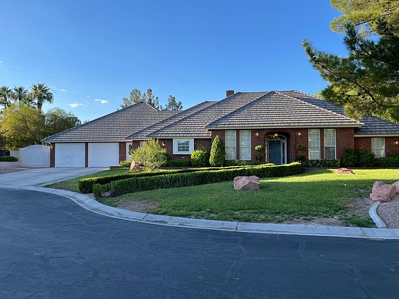 3rd image of 8120 Yucca Springs Dr