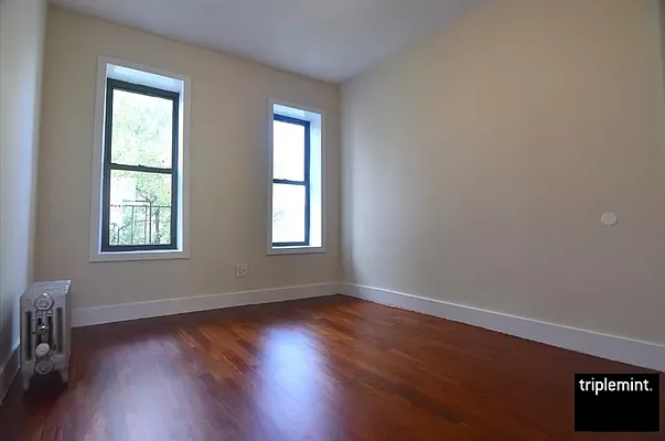 Rented by Triplemint | media 12