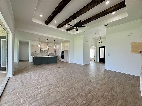 5th image of 410 Hamer Dr