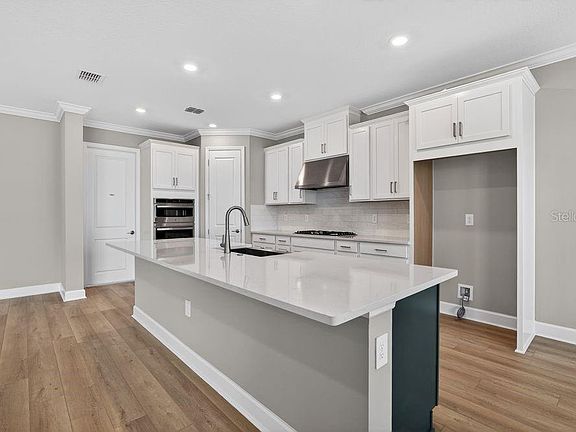 3rd image of 14223 Sawmill St