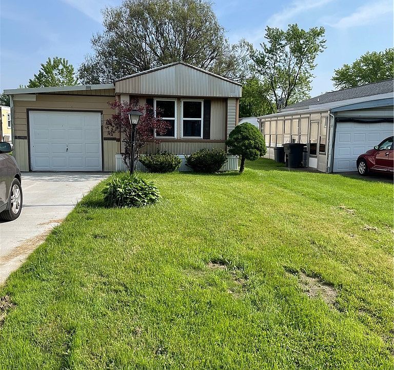 1st image of 1100 Creekside Dr