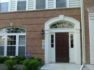 5709 Callcott Way SUITE 5709-T, Alexandria, VA 22312