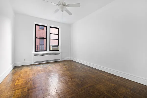 Sold by Level Group | media 3