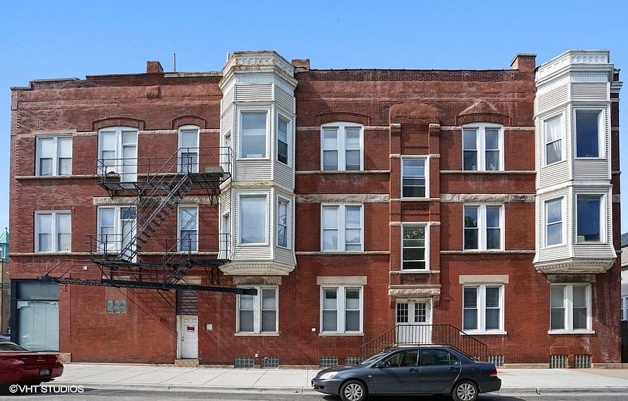 1st image of 2350 W Ohio St #1748242
