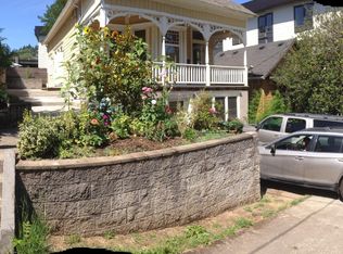 2623 S Water Ave, Portland, OR 97201