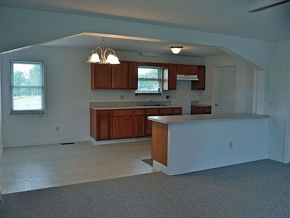 Kitchen with Eat-In Nook