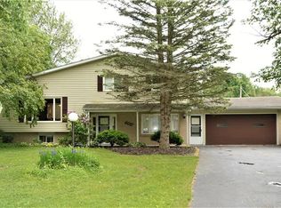 11849 Boncliff Dr, Alden, NY 14004