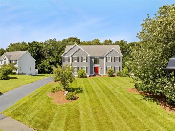 6 Copper Beech Cir, West Bridgewater, MA 02379