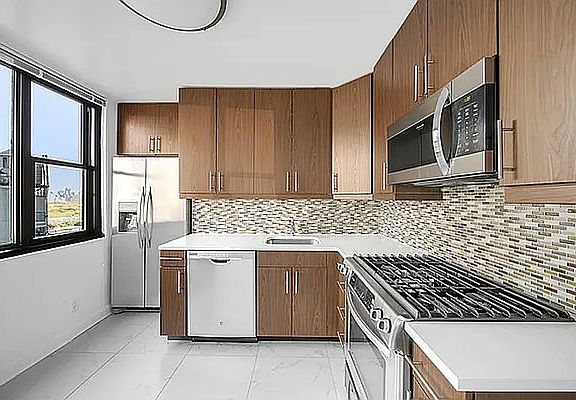 2nd image of 55 Liberty St #20E