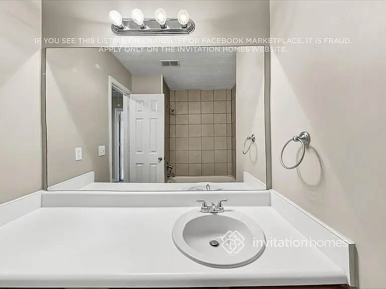 40 Harvard Dr — Photo 17