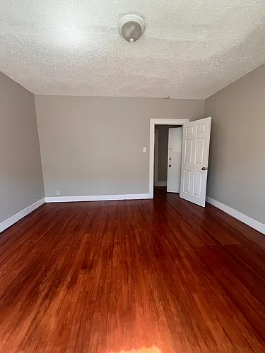 26 Dorothy St #1 Photo 1
