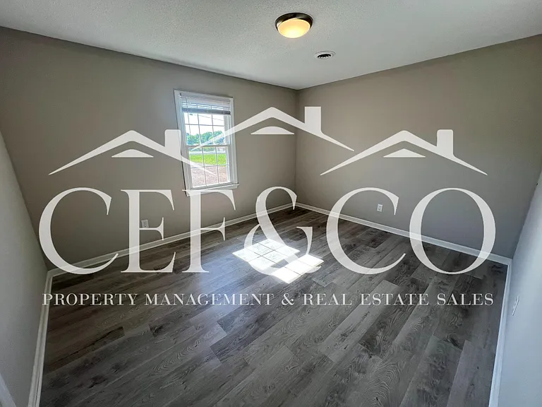 7940 Valley Falls Rd — Photo 6