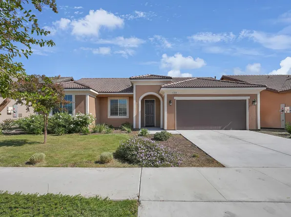 3414 N Oakwood Street, Visalia, CA 93291