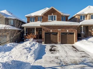 137 Jewel House Ln, Barrie, ON L4N 6E1