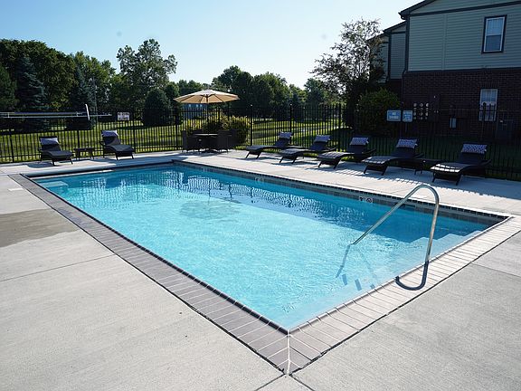 Take in the full view of our refreshed pool, beautifully renovated in summer 2024 to elevate your everyday escape.