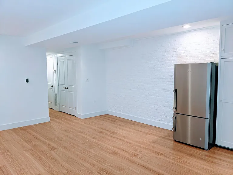 111 Seaton Pl NW #B — Photo 10