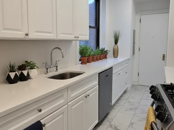 315 Central Park West image 7 of 11