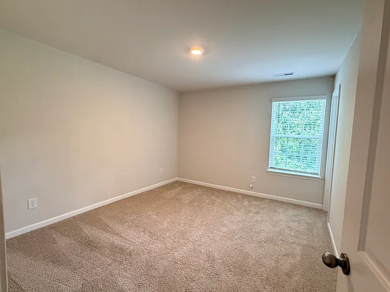 4529 Sandstone Dr — Photo 14
