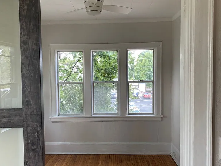 8th Street Apartments — Photo 13