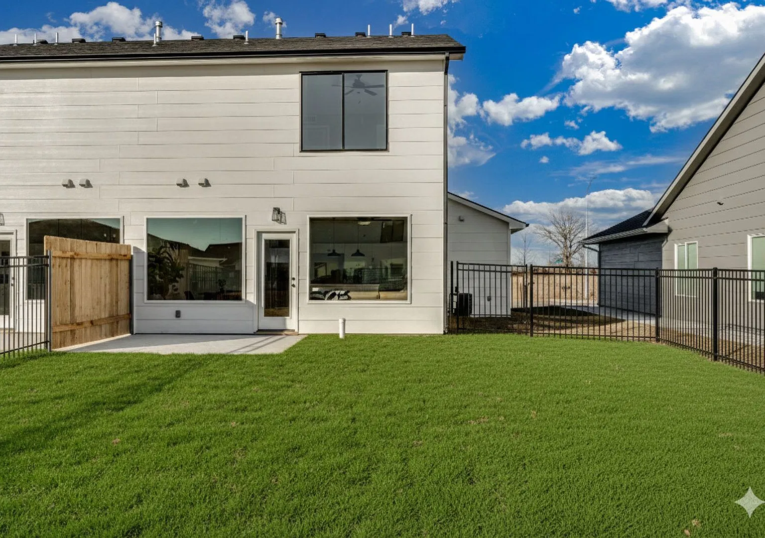 Pineway Tracy Plan — Photo 1