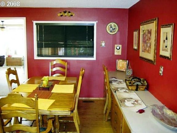 2360 Jeppersen Acres Rd., Eugene