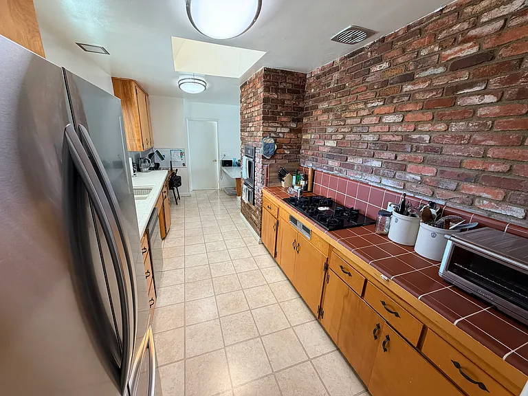 4387 Dauntless Dr — Photo 10