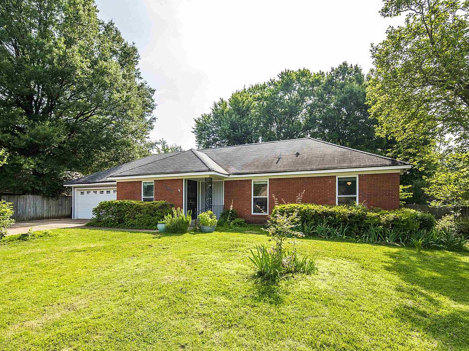 1st image of 3102 Newmarket Dr