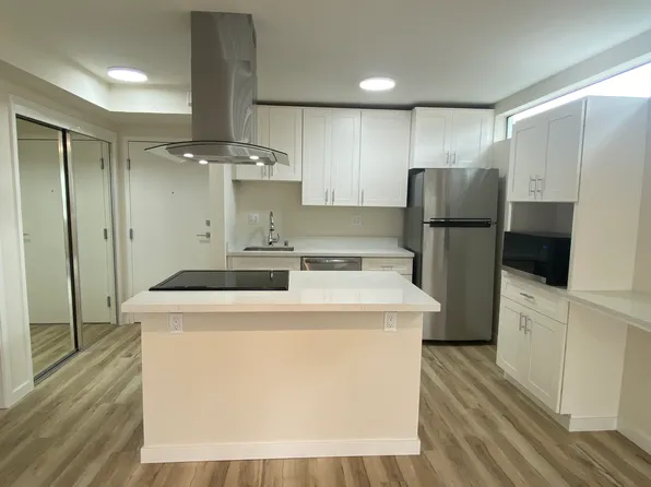 122 Hilton Ln APT 6, Pacifica, CA 94044