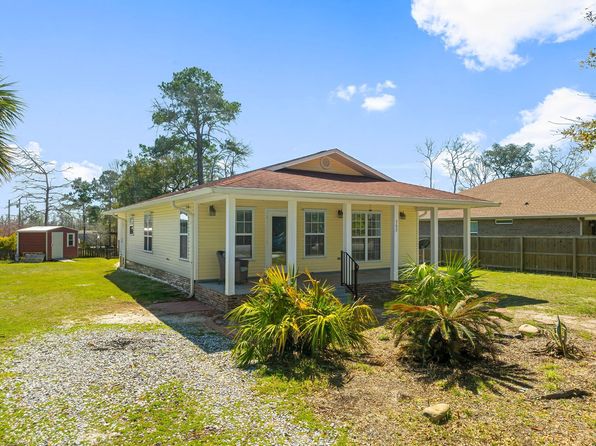 362 Palmetto Ave, Freeport, FL 32439