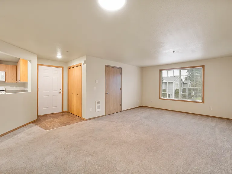 Clark Ave Apartments — Photo 9