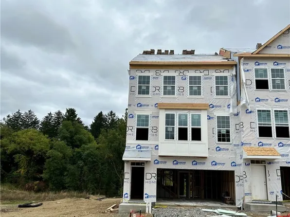 758 Olivia St, Pittsburgh, PA 15205