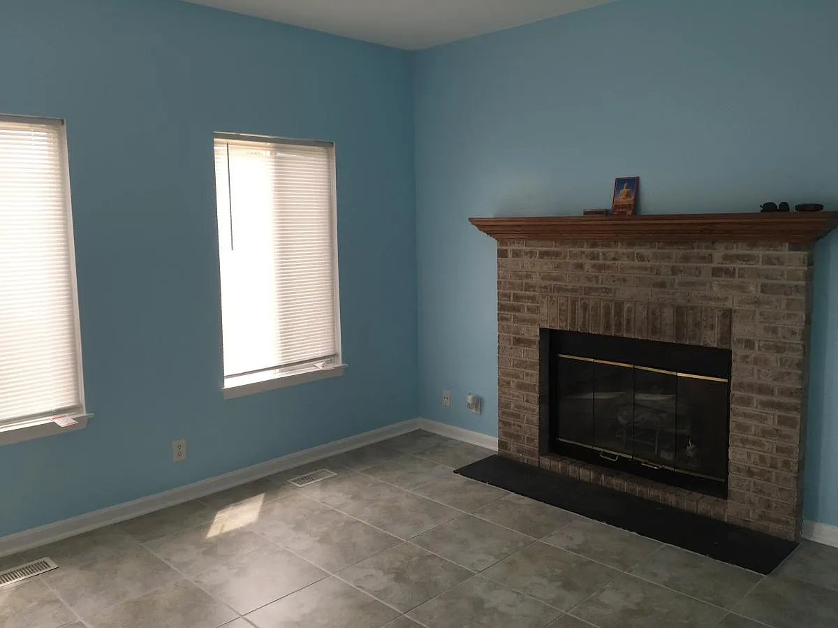 21211 Duncan Court — Photo 1