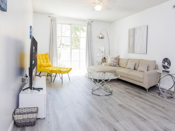 780 Sapodilla Ave #502