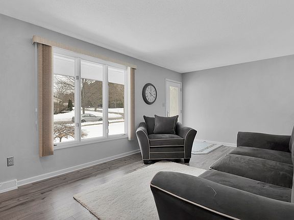 5th image of 501 Nordberg Ave NW