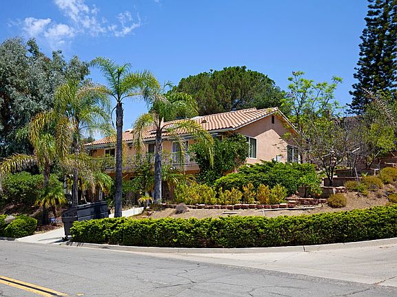3rd image of 10106 Sage Hill Way