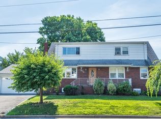 89 Maple Ave, Woodland Park, NJ 07424
