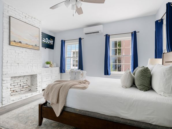 charleston-south-carolina-2057762737 picture