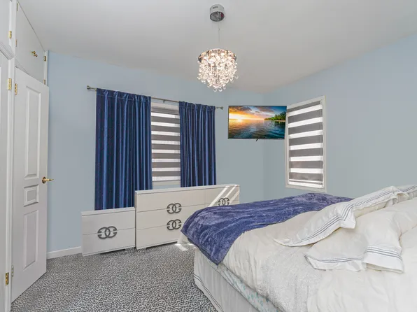 1726 East 4th Street image 10 of 18