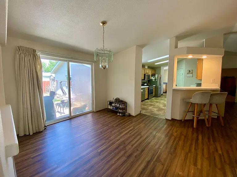 10410 F Ave — Photo 7