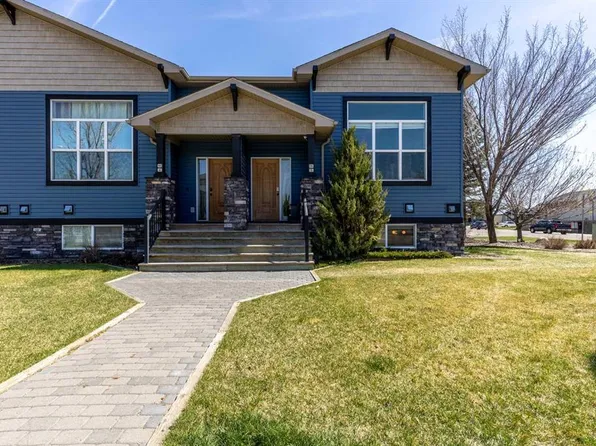16 N Sunridge Blvd W #5, Lethbridge, AB T1J 1X5