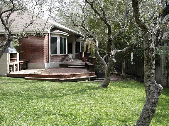 3rd image of 1815 Caversham Pass Ln
