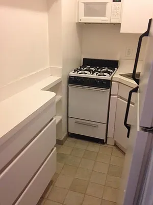 Rented by Addison Property Group | media 41