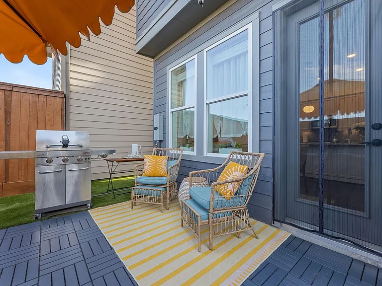 10930 Brambling Wood Dr — Photo 40