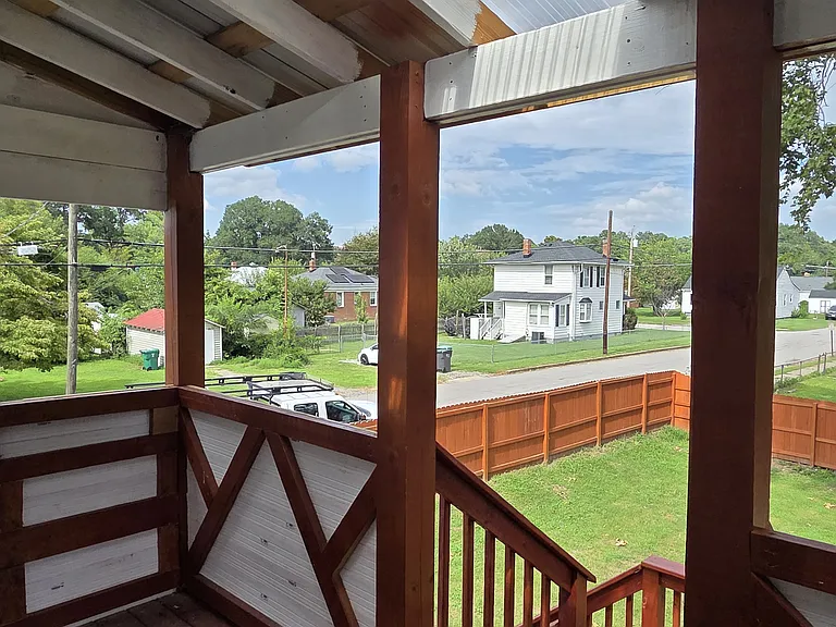 631 Hamilton Ave #C — Photo 11
