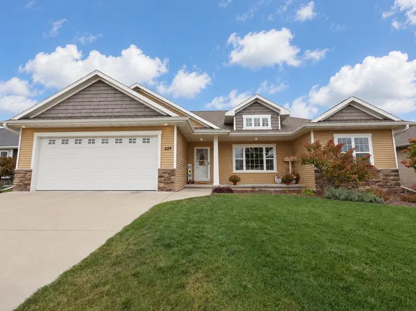 529 Pebblestone Cir, Hobart, WI 54155