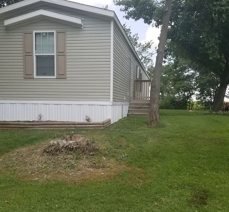 1st image of 18 Mallard Dr